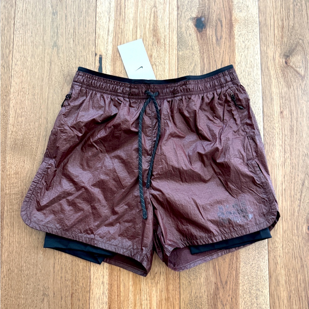 NEW NWT Nike MENS SMALL Repel 7" 2-in-1 Running Division Shorts Brown FB8544-227